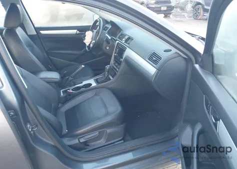 2013 Volkswagen Passat 2.5L Se из США, поврежденный, VIN 1VWBP7A31DC037386